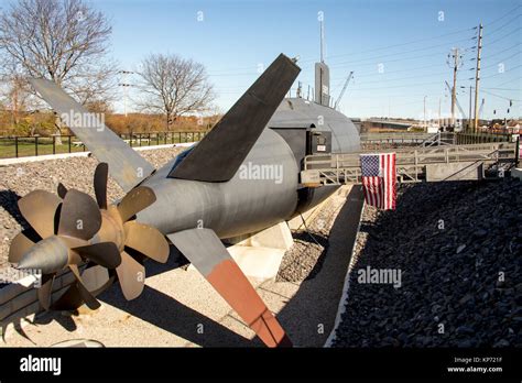 Uss albacore submarine hi-res stock photography and images - Alamy