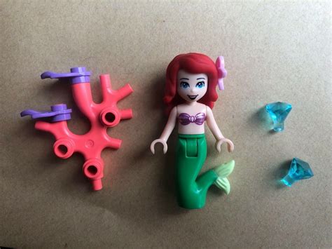 Ariel LEGO minifigure--Disney Princess--with coral and two diamonds ...