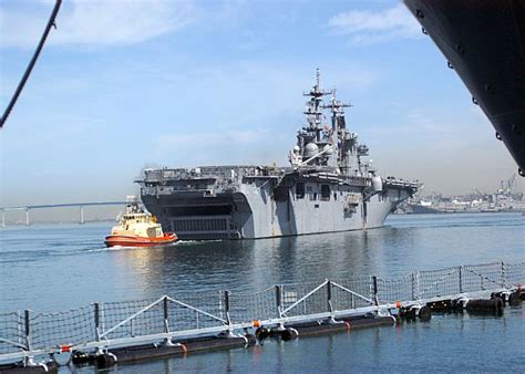 A look at the USS Boxer (LHD-4)