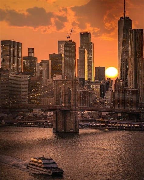 Epic sunset with awesome city 🌇 : newyorkcity in 2021 | New york city ...