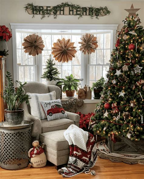 9 Unique and Creative Christmas Tree Ideas - Thistlewood Farm