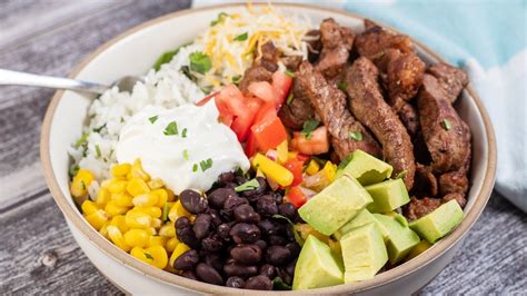 Best Steak Burrito Bowl: Easy Homemade Burrito Bowl Recipe