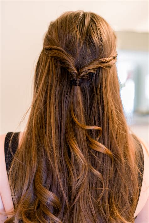 The Easiest Half-Up Hair Tutorial Ever! | Southern Belle in Training