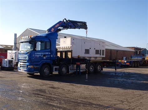 Hiab and Crane Lorry Hire - Porretta Haulage West Midlands