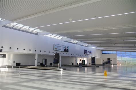 2 March 2013: Perth Airport Terminal 2 starts operations – AviationWA