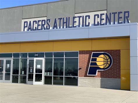 PACERS ATHLETIC CENTER - Updated January 2025 - 18 Photos - 200 E 186th ...