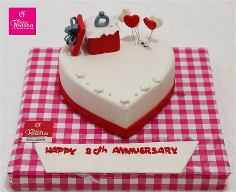 Heart Shape Anniversary Cake - Customized Cakes | Order Online | Delivery in Lahore