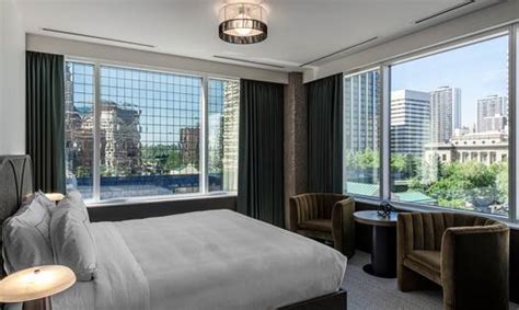 Westley Calgary Downtown, Tapestry Collection by Hilton Hotel Rooms