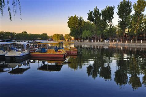 Beijing Shichahai ,Beijing Travel Editorial Stock Image - Image of foreign, ship: 19424374