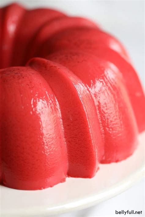 side view of strawberry jello mold | Jello mold recipes, Strawberry ...