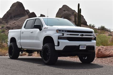 Dramatic-Looking Lifted 2020 Silverado 1500 For Sale | GM Authority