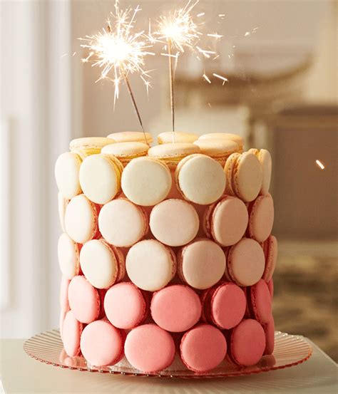 20 wedding cake alternatives that beat white frosting any day: Sparkling macaron cake | Bastille ...