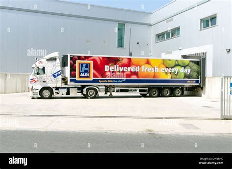 Aldi delivery truck hi-res stock photography and images - Alamy