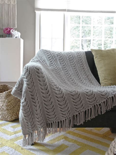 Over 300+ Free Blanket, Afghan and Throw Knitting Patterns (335 free knitting patterns)