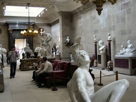 Off the List: Chatsworth Sculpture Gallery