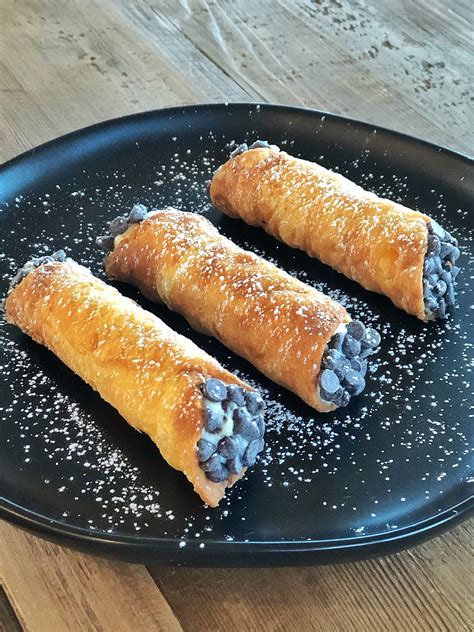 The Most Incredible Homemade Cannolis - Cake by Courtney