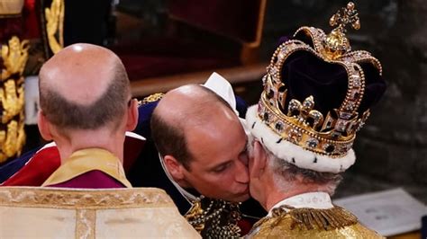 Prince William's heartwarming moment with King Charles III during the coronation | World News ...