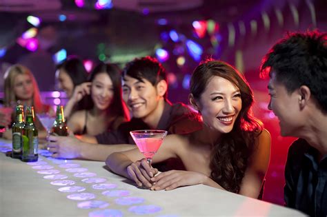 7 Best Nightclubs in Hong Kong - Hong Kong’s Best Dance Clubs - Go Guides