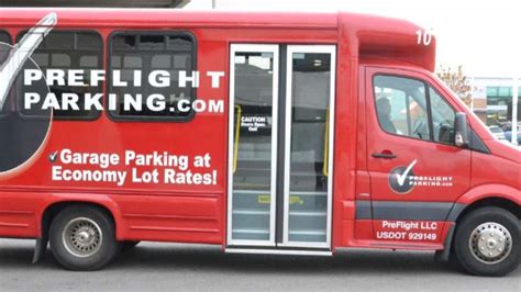 Reserve PreFlight HOU Airport Parking | Way.com