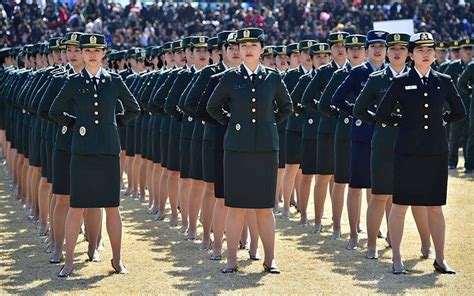 Pictures of the day: 12 March 2015 | South korean women, Female soldier ...