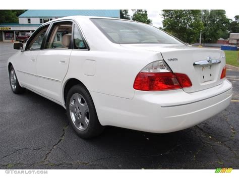 Diamond White Pearl 2004 Toyota Avalon XLS Exterior Photo #67154945 | GTCarLot.com