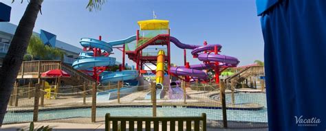 Flamingo Waterpark Resort | Orlando Hotels in Florida