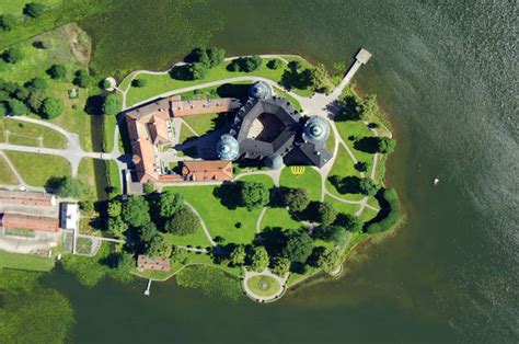 Gripsholm Castle Landmark in Mariefred, Stockholm, Sweden - landmark Reviews - Phone Number ...