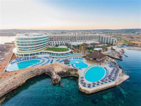 Ramla Bay Resort Hotel Review, Mellieha, Malta | Telegraph Travel