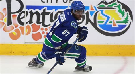 Canucks recall defenceman Jordan Subban from Utica - Sportsnet.ca