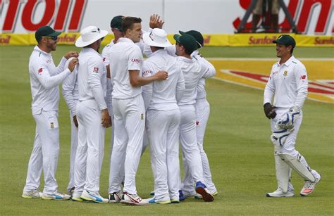 South Africa determined to overcome bowling woes - EssentiallySports