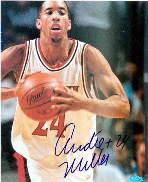 Andre Miller autographed 8x10 photo (UTAH, College)