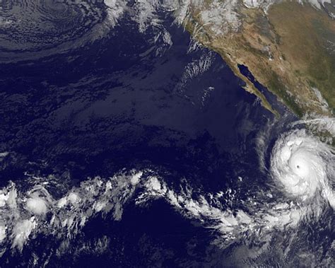 Hurricane Rick: Giant storm roaring up Mexico's Pacific coast is the biggest in a decade | Daily ...