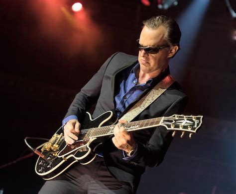 Joe Bonamassa Brews His ‘Royal Tea’ In London