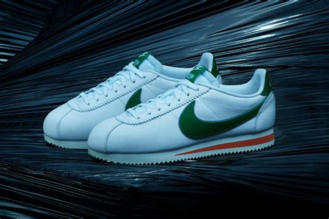 Here’s an Official Look at the Nike x ‘Stranger Things’ Collection ...