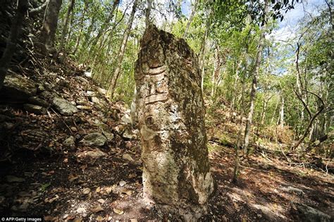 PICTURED: Archaeologists discover lost Mayan city hidden in Mexican ...