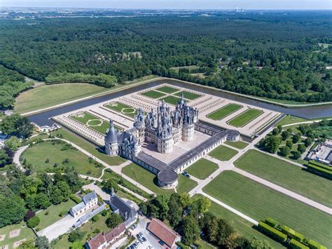 Chambord lance un appel au mécénat pour restaurer son mur d’enceinte