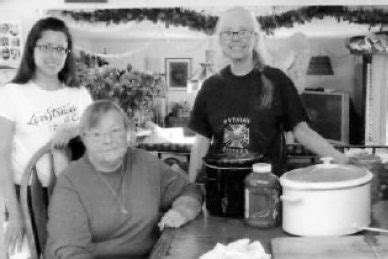 Pythian Sisters Hard at Work | Mineral County Independent News