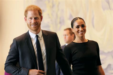 Prince Harry leaves behind Meghan Markle as he arrives in the UK for ...