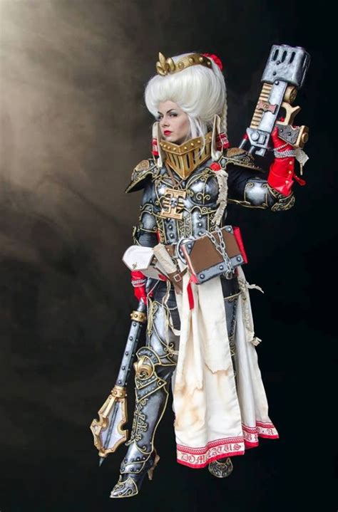 Amazingly Detailed Warhammer 40K Ordo Hereticus Inquisitor Cosplay - Neatorama