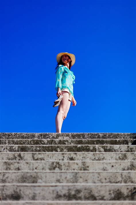 «Woman Up Stairs Outdoor» del colaborador de Stocksy «Mattia» - Stocksy