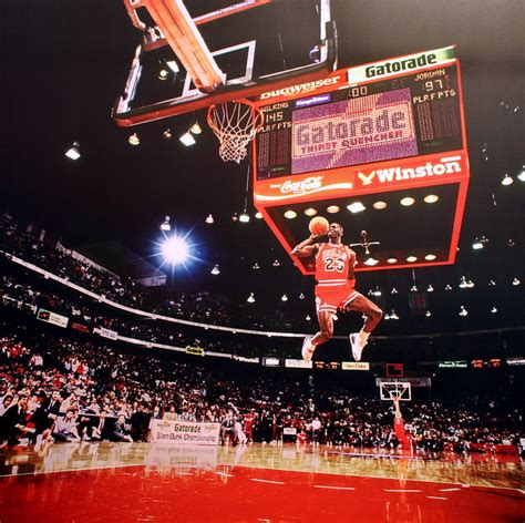 Michael Jordan, Slamdunk Contest, Chicago, IL - 1988 | Flickr - Photo Sharing!