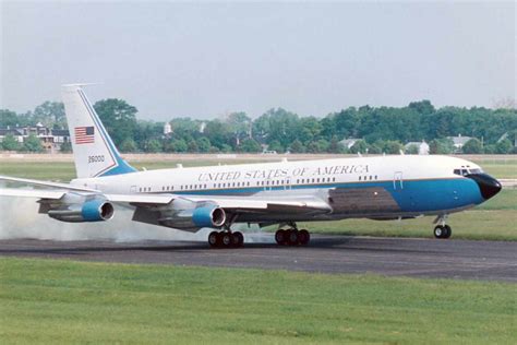 VC-137 (Boeing 707) - Air Data News