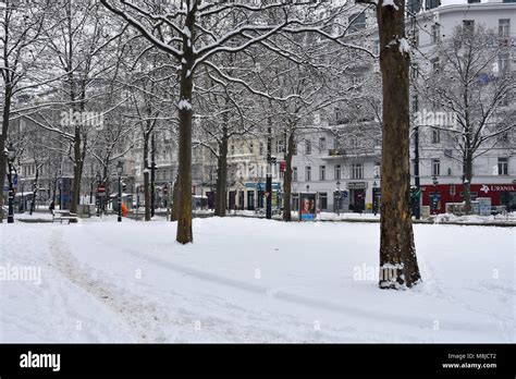 Vienna, Austria. February 1, 2017. Vienna after a huge snowfall and a ...