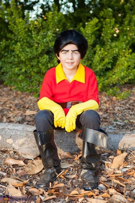 Gaston Costume