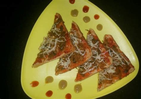 Chinese Pizza Recipe by Vrinda Idnani - Cookpad