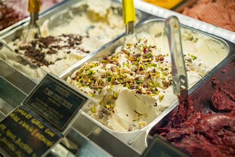 12 GLORIOUS Gelato Shops in Rome (You Can't Afford to Miss)