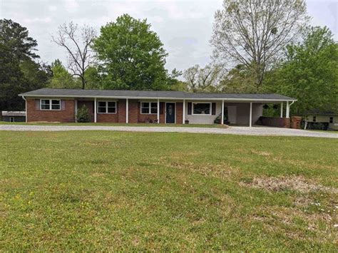 Hartselle, AL Real Estate - Hartselle Homes for Sale | realtor.com®