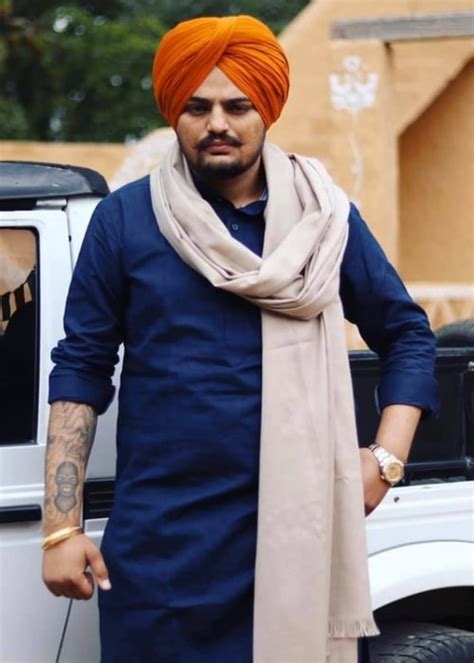 Sidhu Moose Wala Height, Weight, Age, Girlfriend, Biography, Family