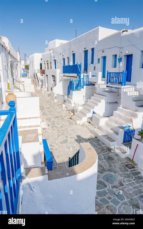 Chora village in Folegandros, Greece Stock Photo - Alamy