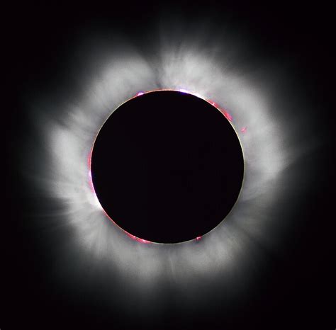 Couronne solaire — Wikipédia